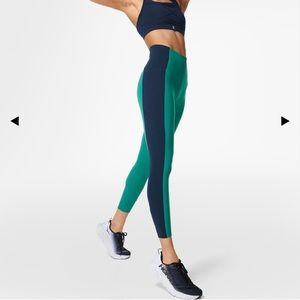 NWOT Sweaty Betty 7/8 Power Legging Size S Wave Green High Waist Color Block